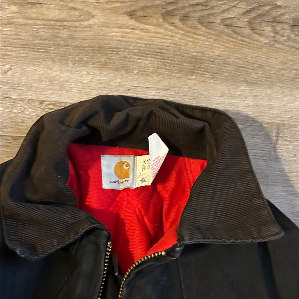 Carhartt Men's Black Bomber Jacket with Red Lining - Picture 4 of 7